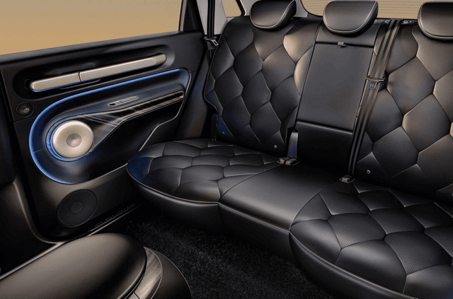 Second Row Seats Image - 3718